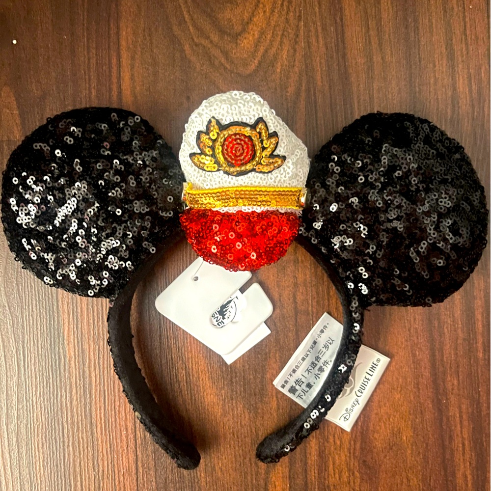 Disney Cruiseline Captain Minnie Ears  sequence headband Brand New with tags